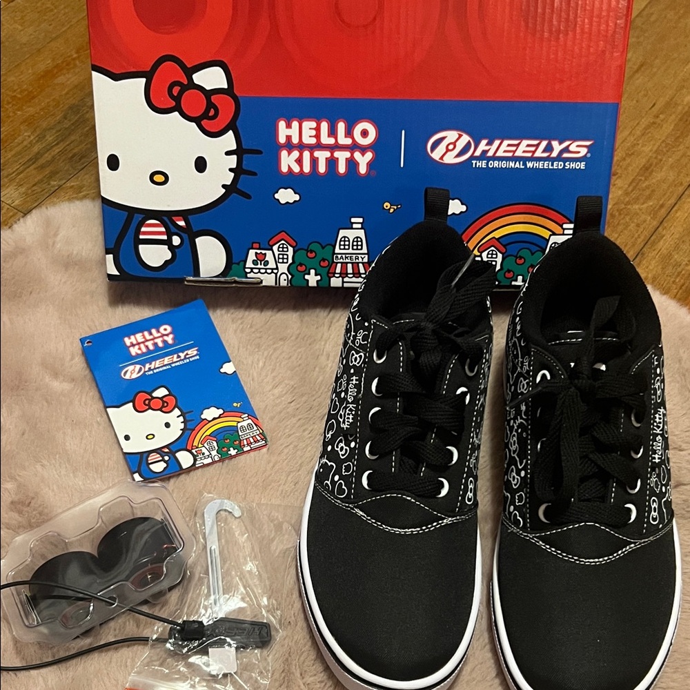 Heelys Hello Kitty Black Kids Sneakers with White Accents